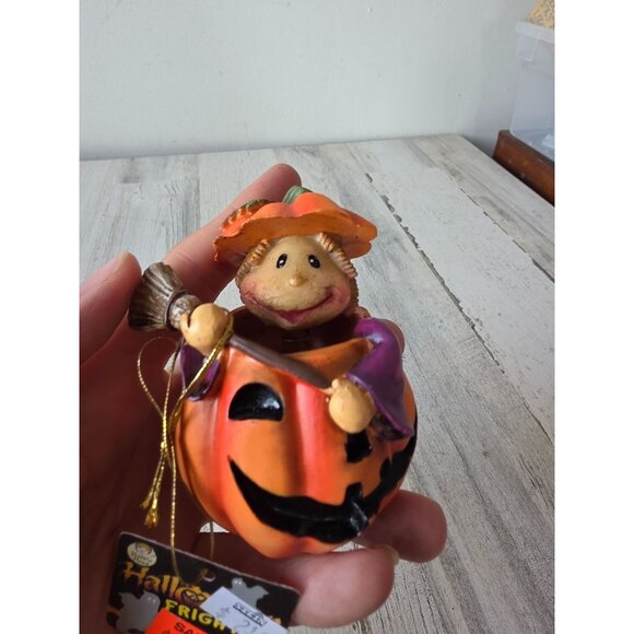 Vintage pumpkin bobblehead witch Dracula village Jack O'Lantern Halloween decor - Picture 7 of 11